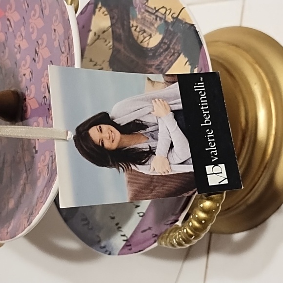 Valerie Bertinelli 3 Tier Jewelry Tower - Picture 4 of 16